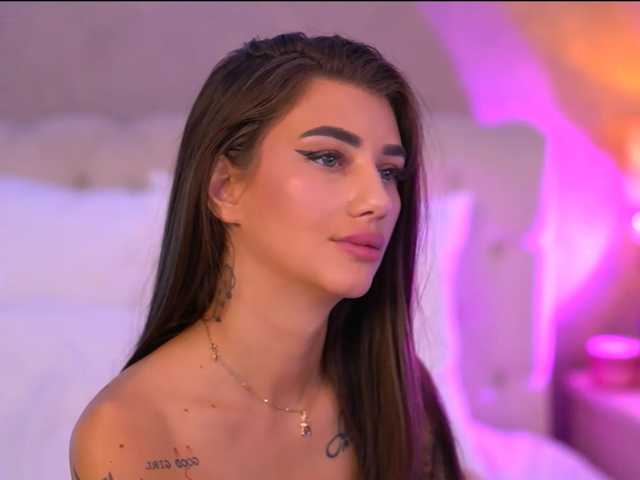 Alessiahart live cam