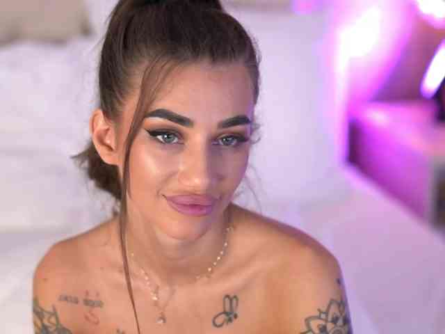 AlessiaHart AlessiaHart