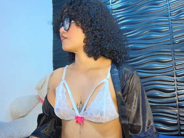 Perla-Brunettte