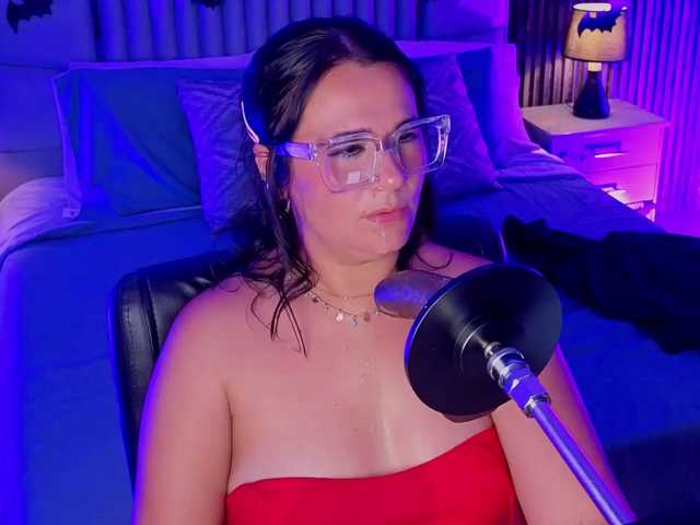 Sienarosewood live cam on BongaCams