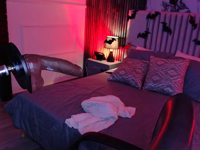 Sienarosewood live cam preview