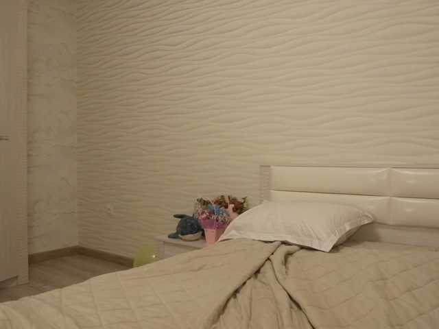 MirrorLady live cam on BongaCams