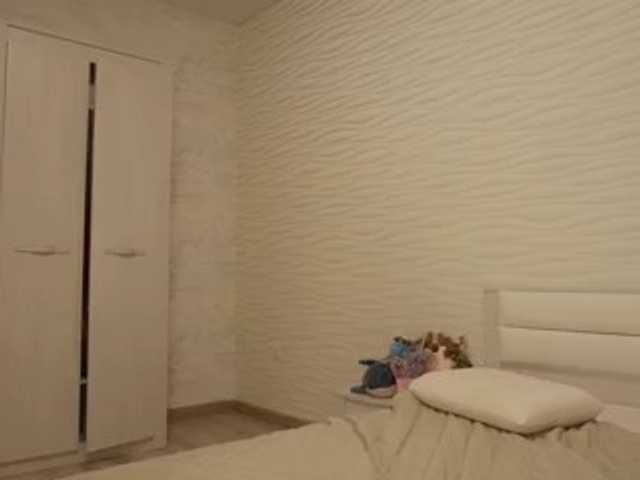 MirrorLady live cam on BongaCams