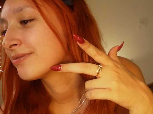MirrorLady live cam on BongaCams