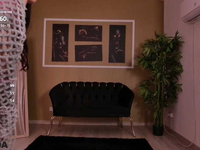 ReynaRushX live cam on BongaCams