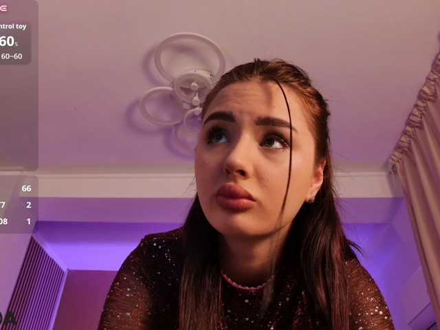 ReynaRushX live cam on BongaCams