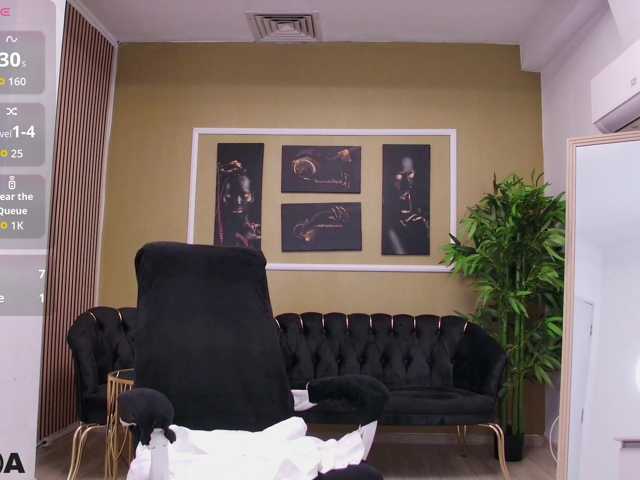 ReynaRushX live cam on BongaCams