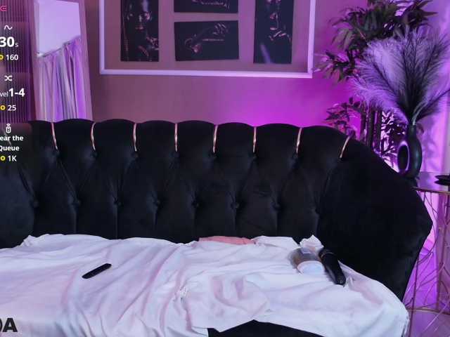 ReynaRushX live cam on BongaCams