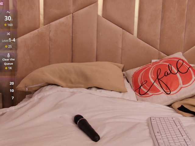 ReynaRushX live cam on BongaCams