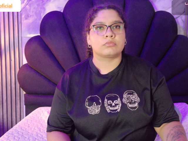 ambarSmithe live cam on BongaCams