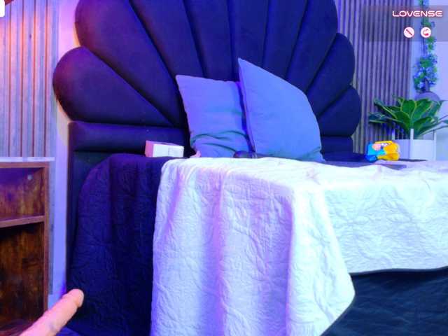 ambarSmithe live cam on BongaCams