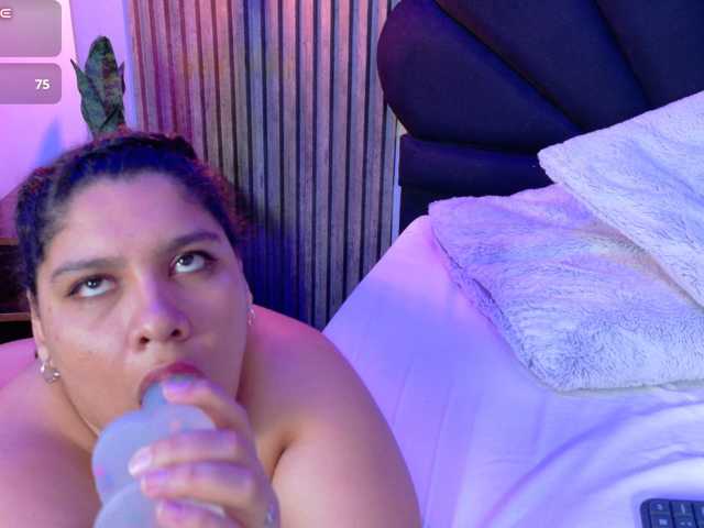 ambarSmithe live cam on BongaCams
