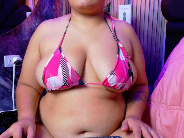 ambarSmithe, en vivo ahora en BongaCams
