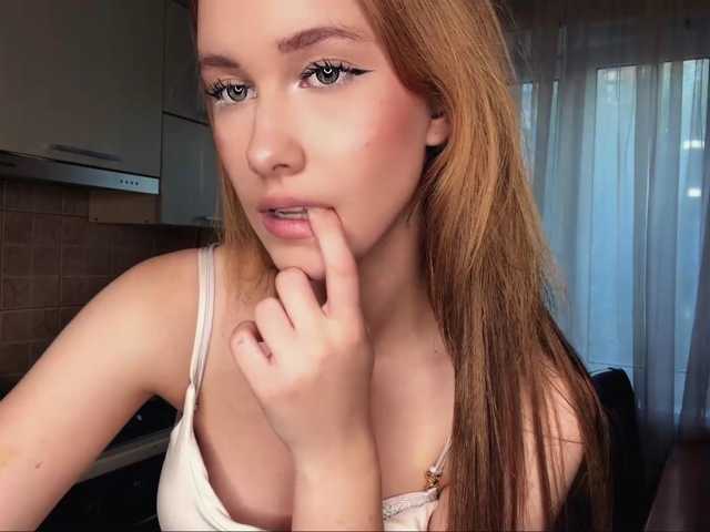 NikitaDefiglio live cam on BongaCams