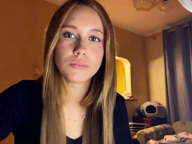 NikitaDefiglio live cam on BongaCams