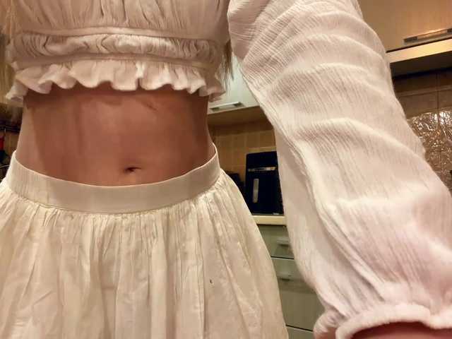 LovelyMargo live cam preview