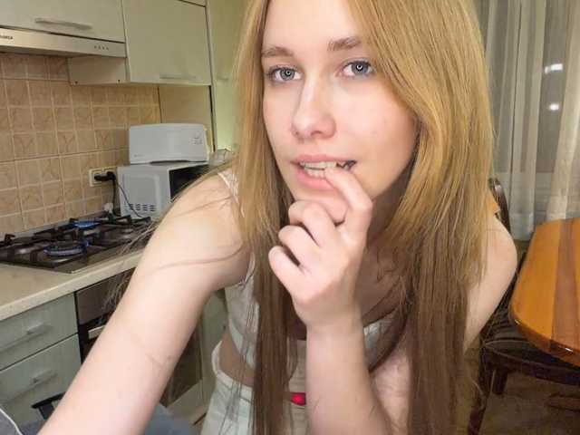 NikitaDefiglio live cam on BongaCams