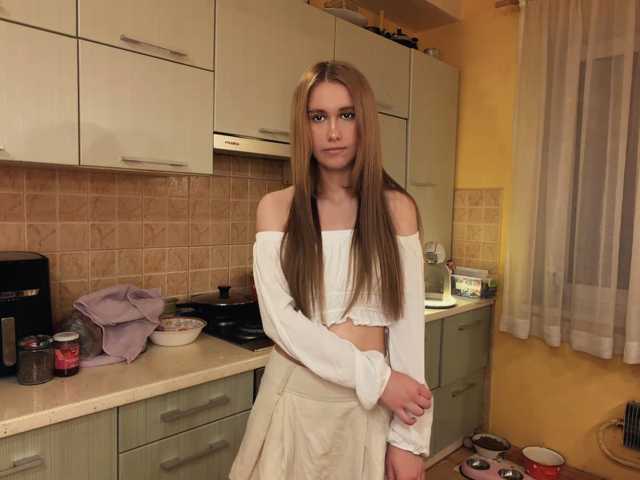 LovelyMargo live cam preview