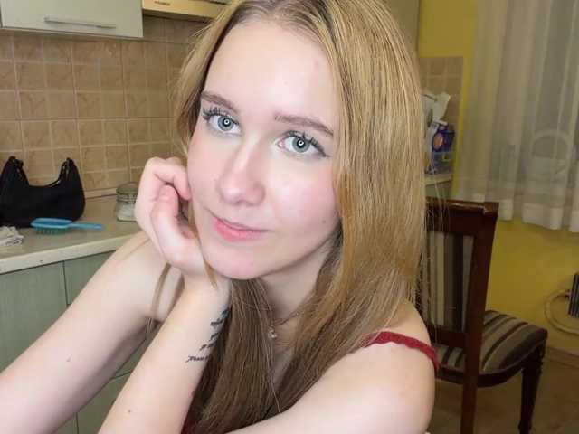 NikitaDefiglio live cam on BongaCams