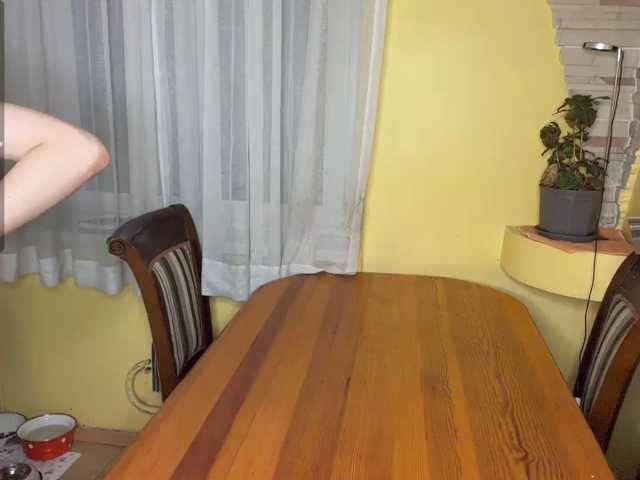NikitaDefiglio live cam on BongaCams