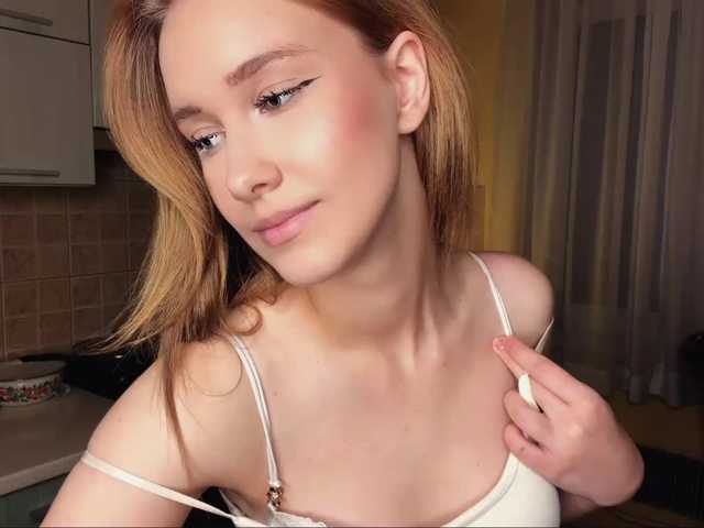 NikitaDefiglio live cam on BongaCams