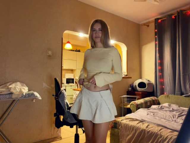 NikitaDefiglio live cam on BongaCams