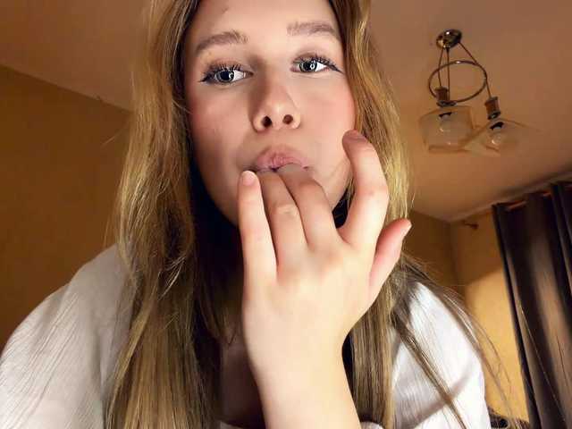 NikitaDefiglio live cam on BongaCams
