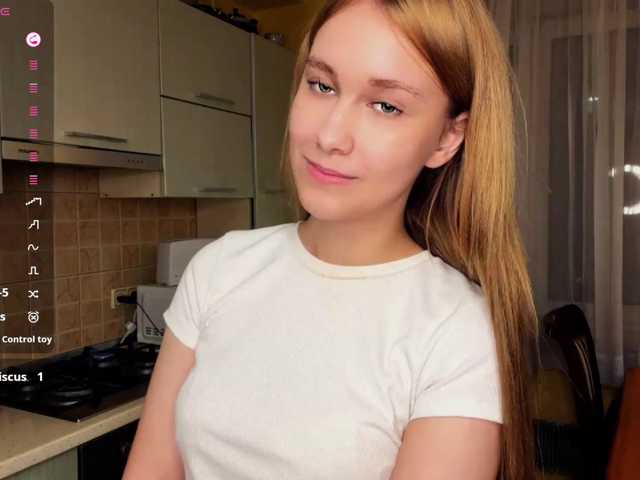 NikitaDefiglio live cam on BongaCams