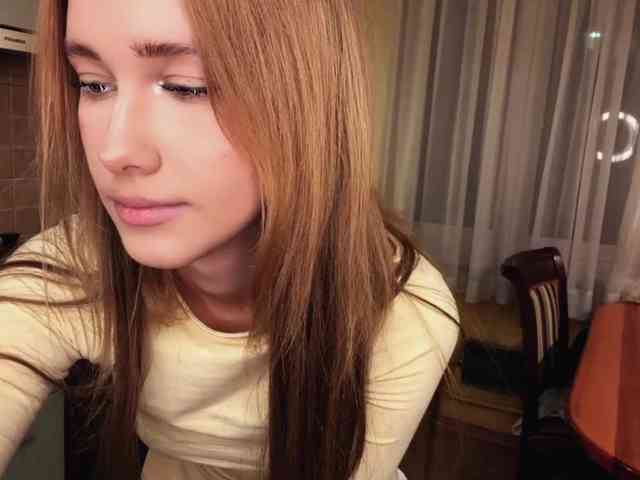 LovelyMargo webcam