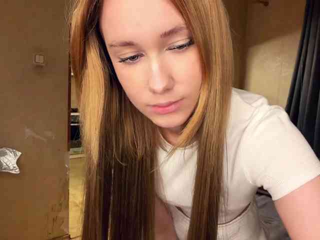 LovelyMargo webcam
