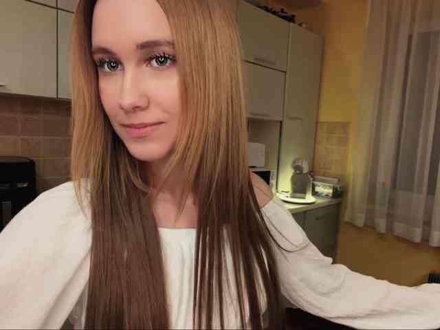 LovelyMargo webcam