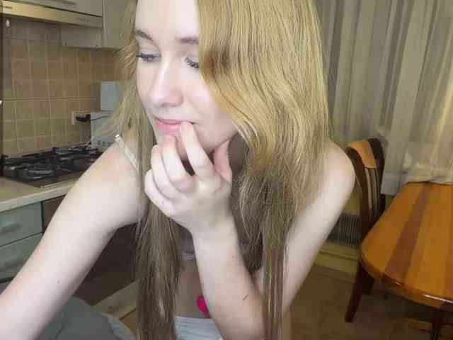 nude web cam chat NikitaDefiglio