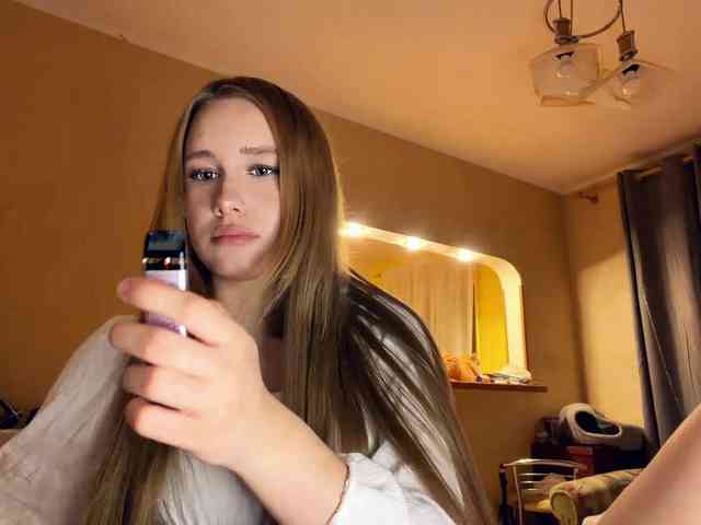 NikitaDefiglio NikitaDefiglio