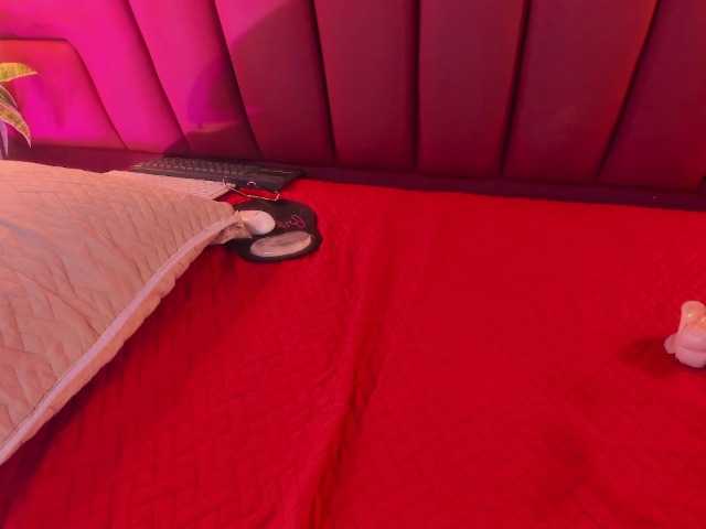 Lola-Bonnys live cam on BongaCams