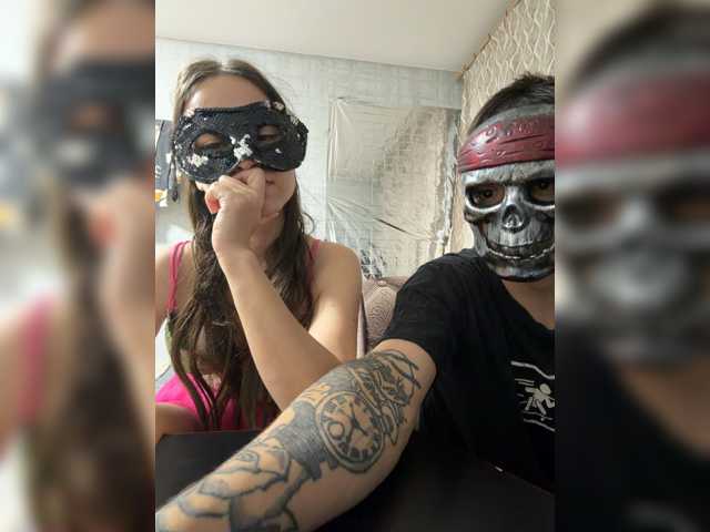 TWOLOVEsX