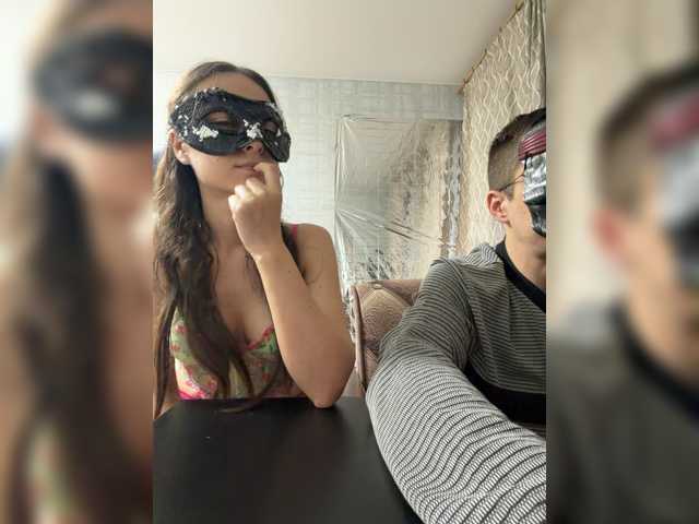 TWOLOVEsX