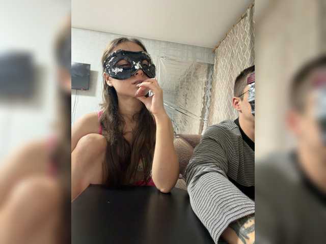 TWOLOVEsX