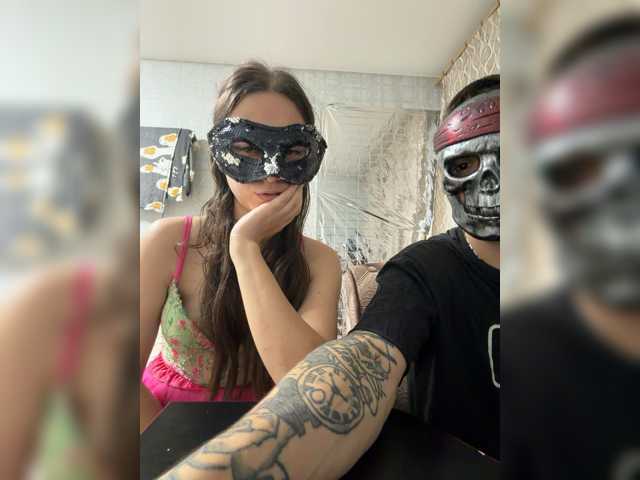 TWOLOVEsX