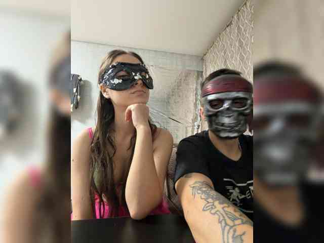 TWOLOVEsX