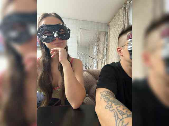 TWOLOVEsX