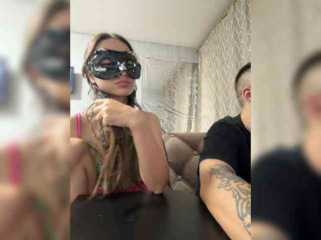 TWOLOVEsX