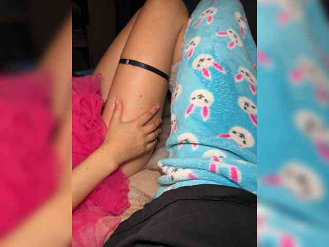 TWOLOVEsX