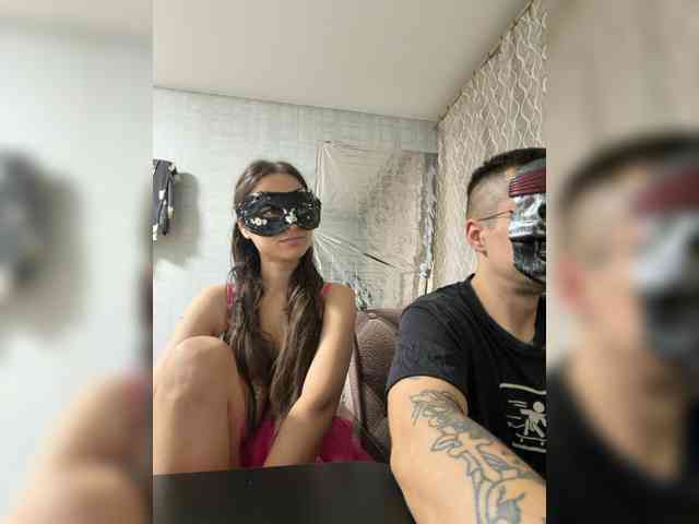 TWOLOVEsX