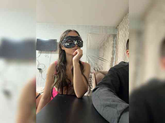 TWOLOVEsX