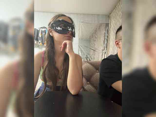 TWOLOVEsX