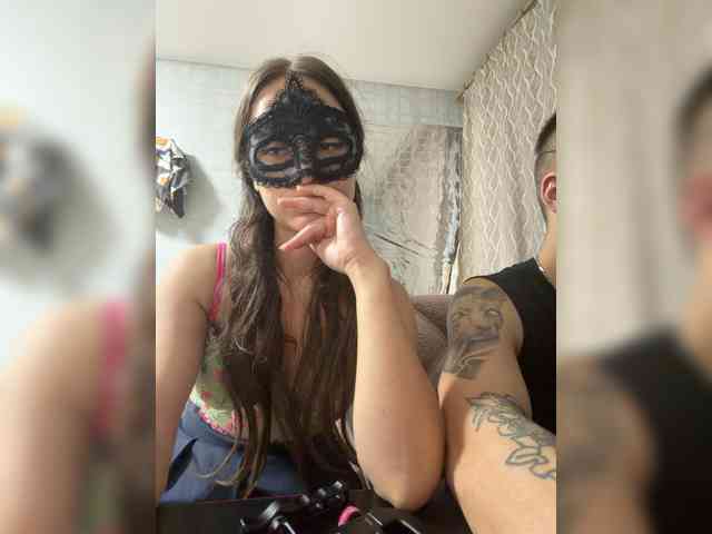 TWOLOVEsX