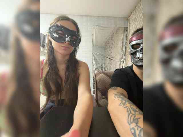 TWOLOVEsX