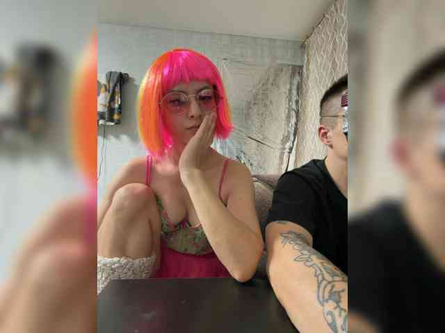 TWOLOVEsX