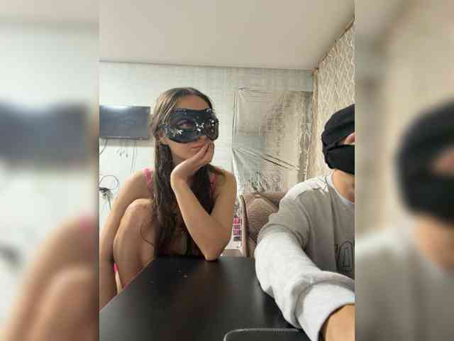 TWOLOVEsX