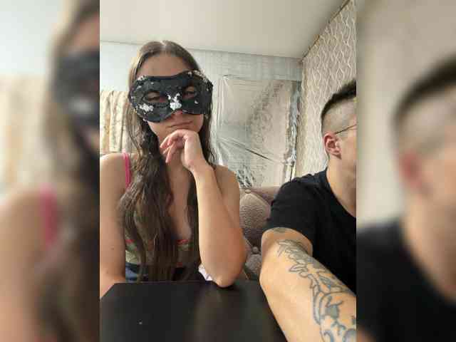 TWOLOVEsX